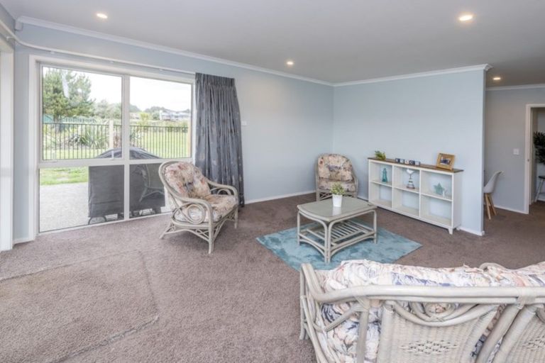 Photo of property in 7 Waka Tete Place, Waitarere, Levin, 5510