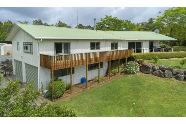 Photo of property in 211b Stanners Road, Kerikeri, 0295