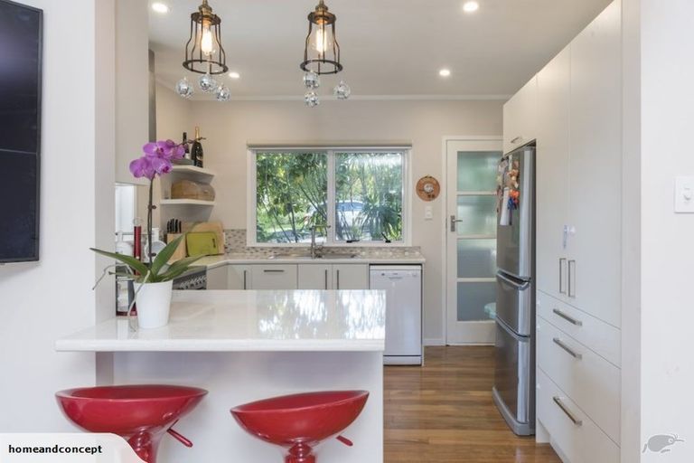 Photo of property in 1/32 Sydney Street, Hauraki, Auckland, 0622