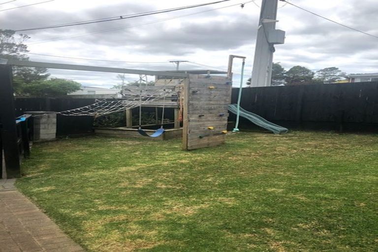 Photo of property in 36 Stanley Road, Glenfield, Auckland, 0629