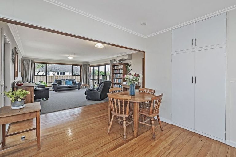 Photo of property in 32 Middleton Road, Upper Riccarton, Christchurch, 8041