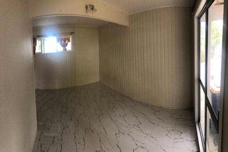 Photo of property in 1 Cashmere Place, Glenfield, Auckland, 0629