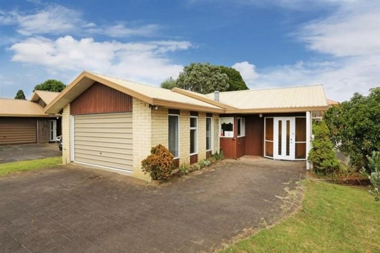 Photo of property in 9 Green Lane, Pukekohe, 2120