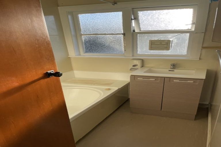 Photo of property in 189a Waiwhetu Road, Waterloo, Lower Hutt, 5011