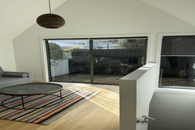 Photo of property in 3/83 Austin Street, Mount Victoria, Wellington, 6011