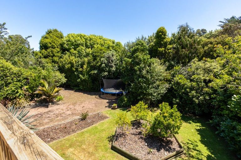 Photo of property in 15a Alexander Road, Raumati Beach, Paraparaumu, 5032