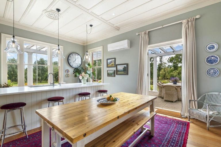 Photo of property in 75 Sutton Road, Brookby, Manurewa, 2576