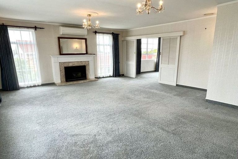 Photo of property in 56 Richards Avenue, Forrest Hill, Auckland, 0620