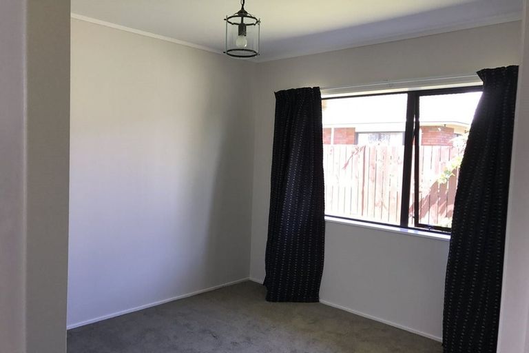 Photo of property in 21 Wentworth Avenue, Papatoetoe, Auckland, 2025