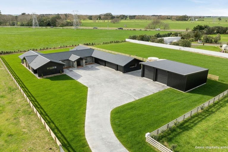 Photo of property in 32a Aranui Road, Kairanga, 4475