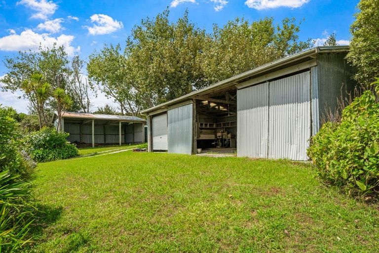 Photo of property in 4186 Kaipara Coast Highway, Tauhoa, Warkworth, 0984