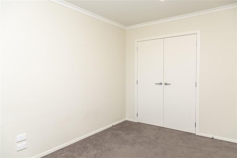 Photo of property in 11 Feist Street, Carterton, 5713