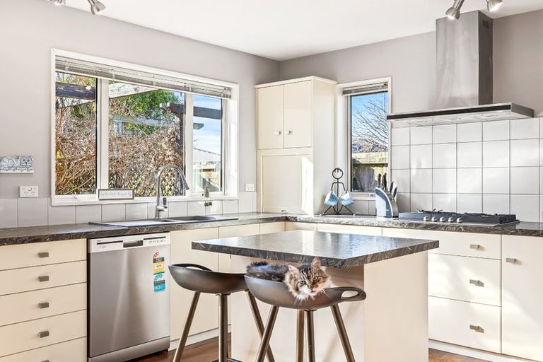 Photo of property in 15 Thornley Place, Woodend, 7610