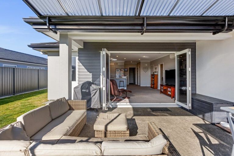 Photo of property in 22 Kaituna Place, Te Awa, Napier, 4110
