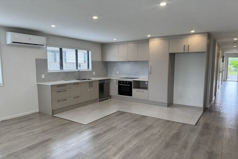 Photo of property in 11a Tributary Parade, Karaka, Papakura, 2113