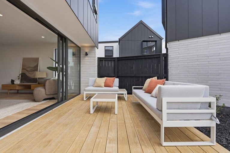 Photo of property in 5/6a View Road, Papakura, 2110