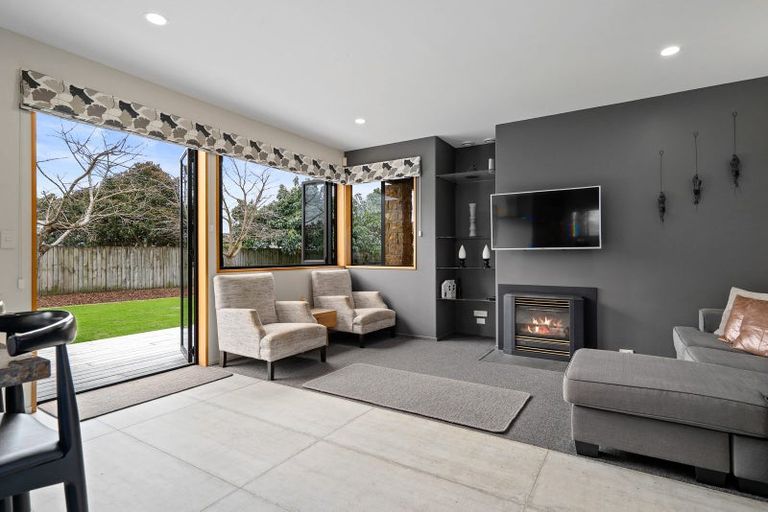 Photo of property in 71 Swayne Road, Cambridge, 3434