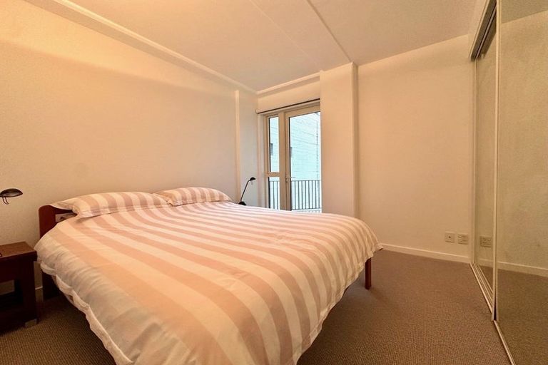 Photo of property in De Vere Apartments, 4/23 Tennyson Street, Te Aro, Wellington, 6011
