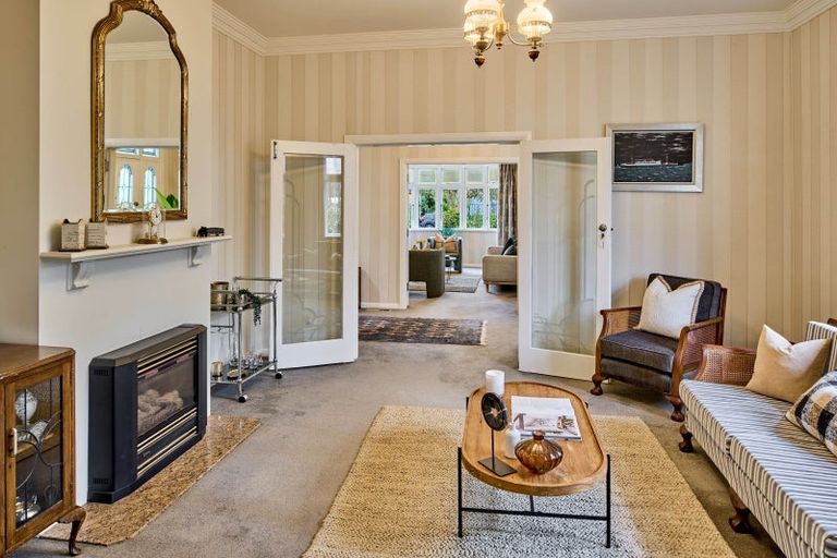 Photo of property in 20 Bloomfield Terrace, Hutt Central, Lower Hutt, 5010