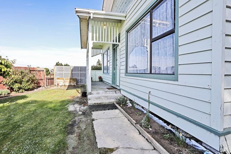 Photo of property in 124 Moulson Street, Strathern, Invercargill, 9812