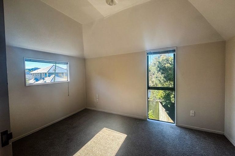 Photo of property in 4/19 Grove Road, Addington, Christchurch, 8024