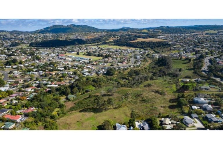 Photo of property in 1 Kiripaka Road, Tikipunga, Whangarei, 0112