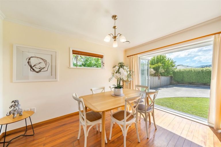 Photo of property in 28 Kashmir Avenue, Clouston Park, Upper Hutt, 5018