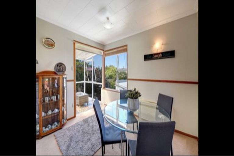 Photo of property in 6 Gilkison Street, Halfway Bush, Dunedin, 9010