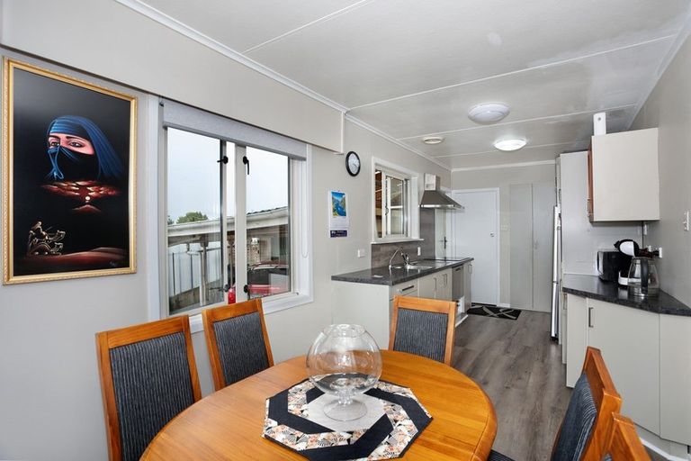 Photo of property in 10 Mcclure Street, Feilding, 4702