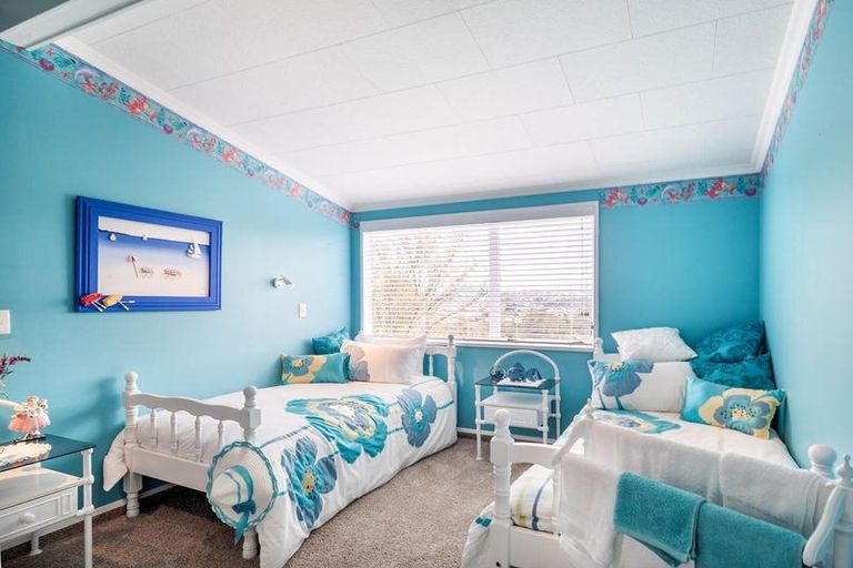 Photo of property in 1 Brugh Place, Waverley, Dunedin, 9013