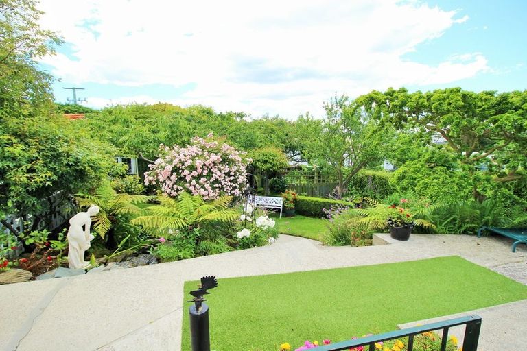 Photo of property in 58 Wharfe Street, South Hill, Oamaru, 9400