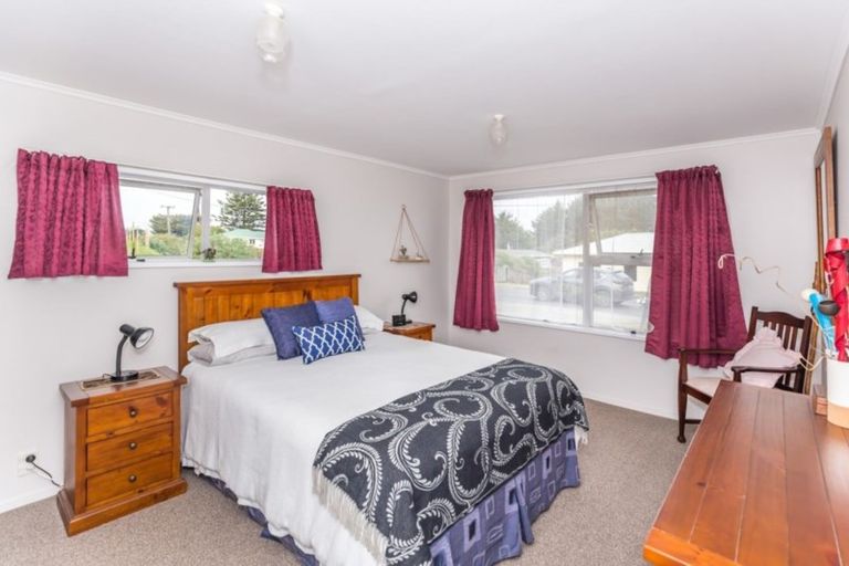 Photo of property in 622 Waitarere Beach Road, Waitarere Beach, Levin, 5510
