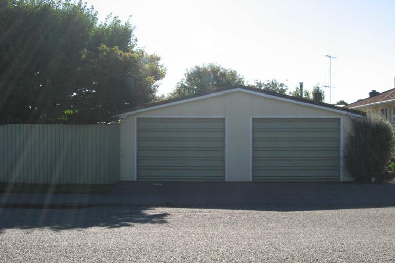 Photo of property in 53 Campbell Street, Geraldine, 7930