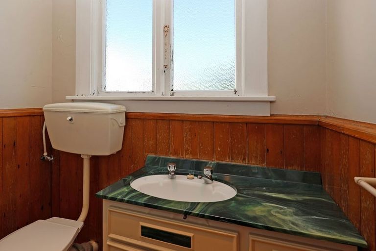 Photo of property in 48 Till Street, South Hill, Oamaru, 9400