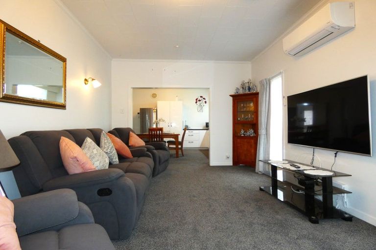 Photo of property in 22 Roebuck Street, Westport, 7825