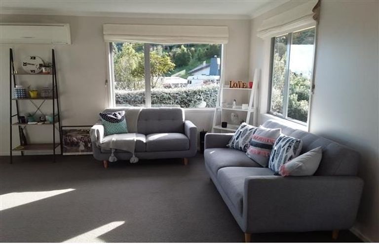 Photo of property in 10 Farleigh Street, Atawhai, Nelson, 7010