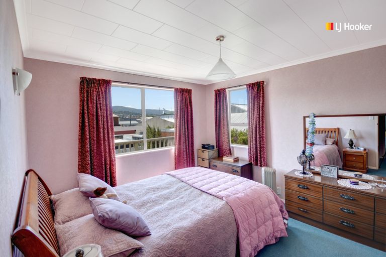 Photo of property in 90 Melbourne Street, South Dunedin, Dunedin, 9012