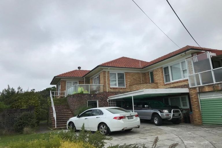 Photo of property in 57 Exmouth Road, Northcote, Auckland, 0627