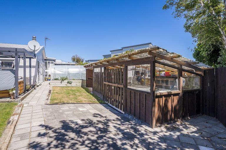 Photo of property in 3 Eatwell Avenue, Paraparaumu Beach, Paraparaumu, 5032