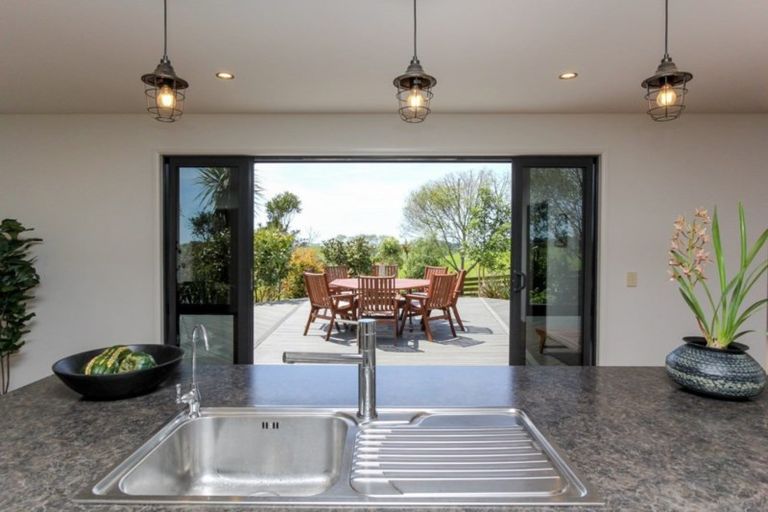 Photo of property in 790 Otaraoa Road, Tikorangi, Waitara, 4383