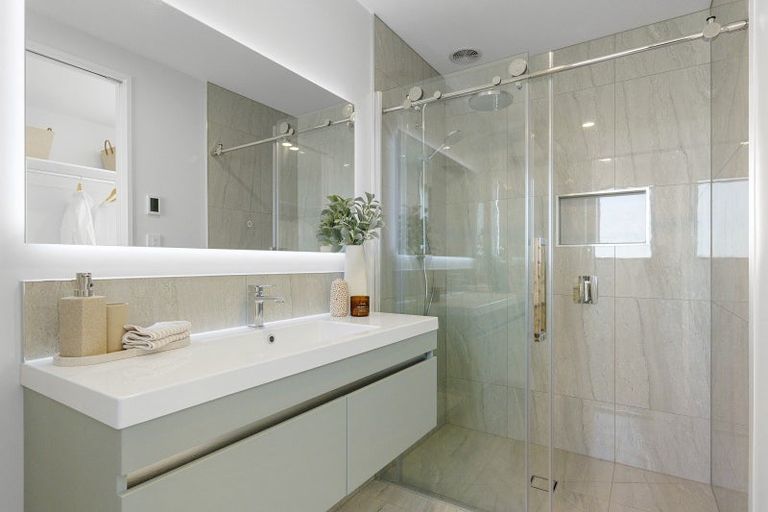 Photo of property in 14 Village Green Drive, Huntingdon, 7774