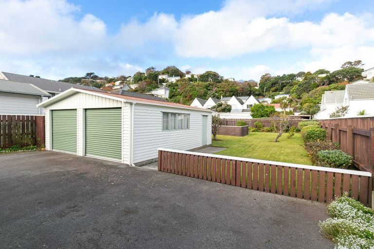 Photo of property in 52 Darlington Road, Miramar, Wellington, 6022