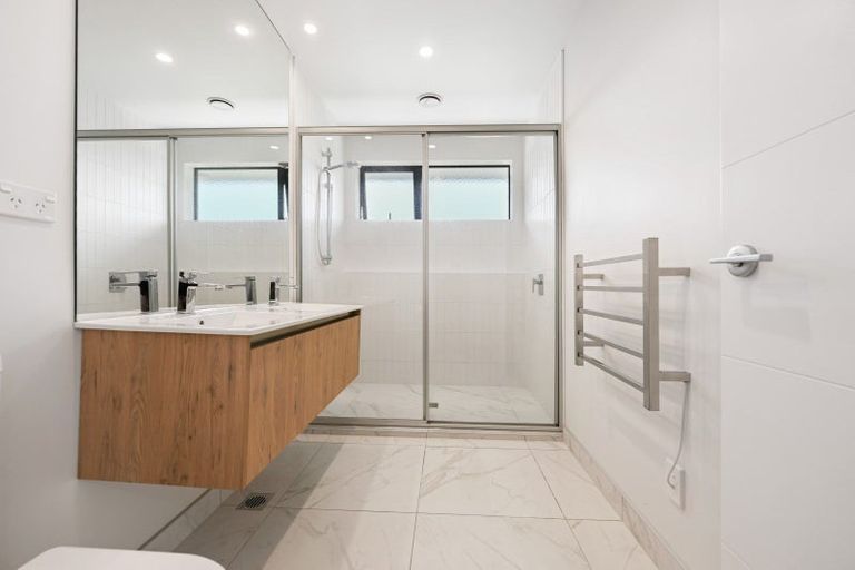 Photo of property in 3 Miharo Crescent, Flagstaff, Hamilton, 3210