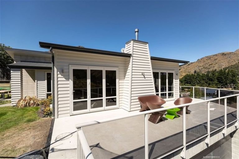 Photo of property in 7 Morning Star Terrace, Arthurs Point, Queenstown, 9371