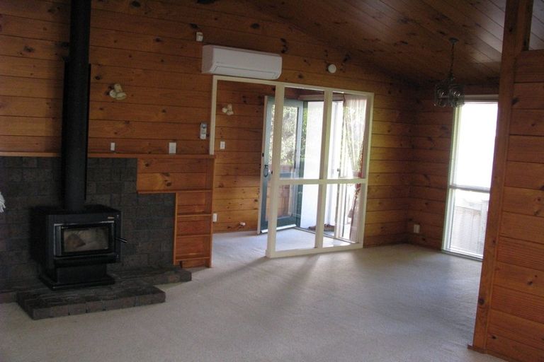 Photo of property in 14 Binda Place, Botany Downs, Auckland, 2010