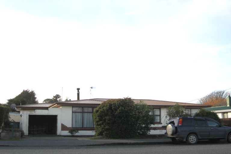 Photo of property in 18 West Plains Road, Waikiwi, Invercargill, 9810