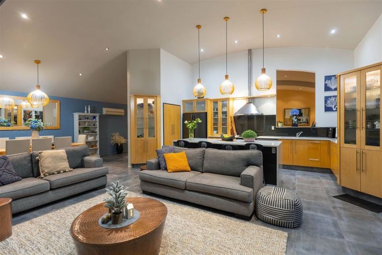 Photo of property in 2 Marina View Estate, Waikawa, Picton, 7281