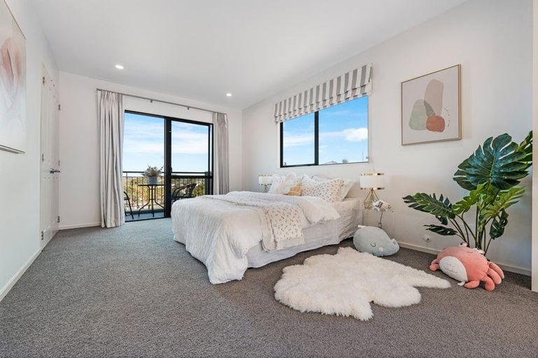 Photo of property in 48 Killybegs Drive, Pinehill, Auckland, 0632