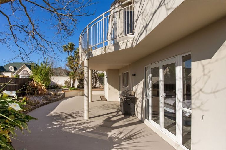 Photo of property in 4 Somerton Rise, Westmorland, Christchurch, 8025