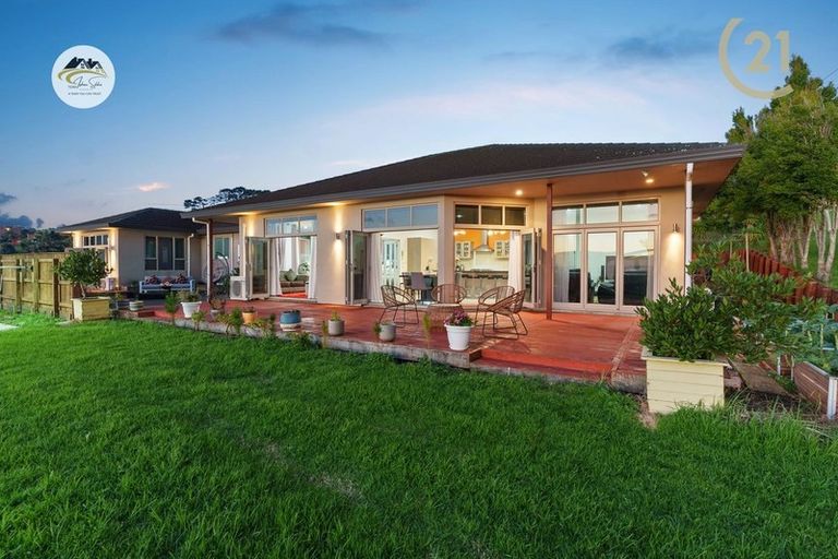 Photo of property in 520 Redoubt Road, Flat Bush, Auckland, 2019